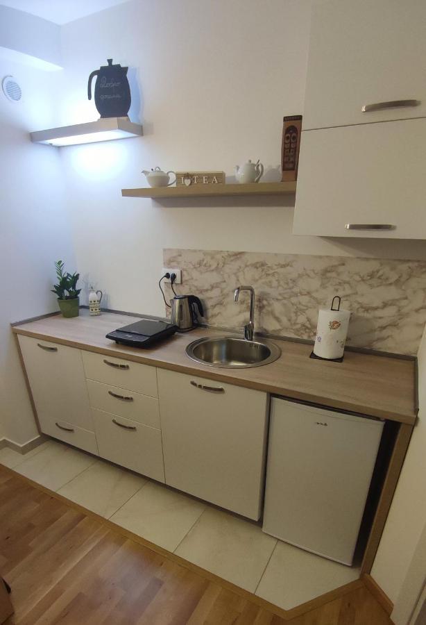 Apartmani Stari Aerodrom Подгорица Экстерьер фото