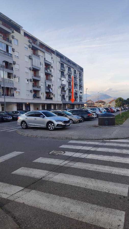 Apartmani Stari Aerodrom Подгорица Экстерьер фото