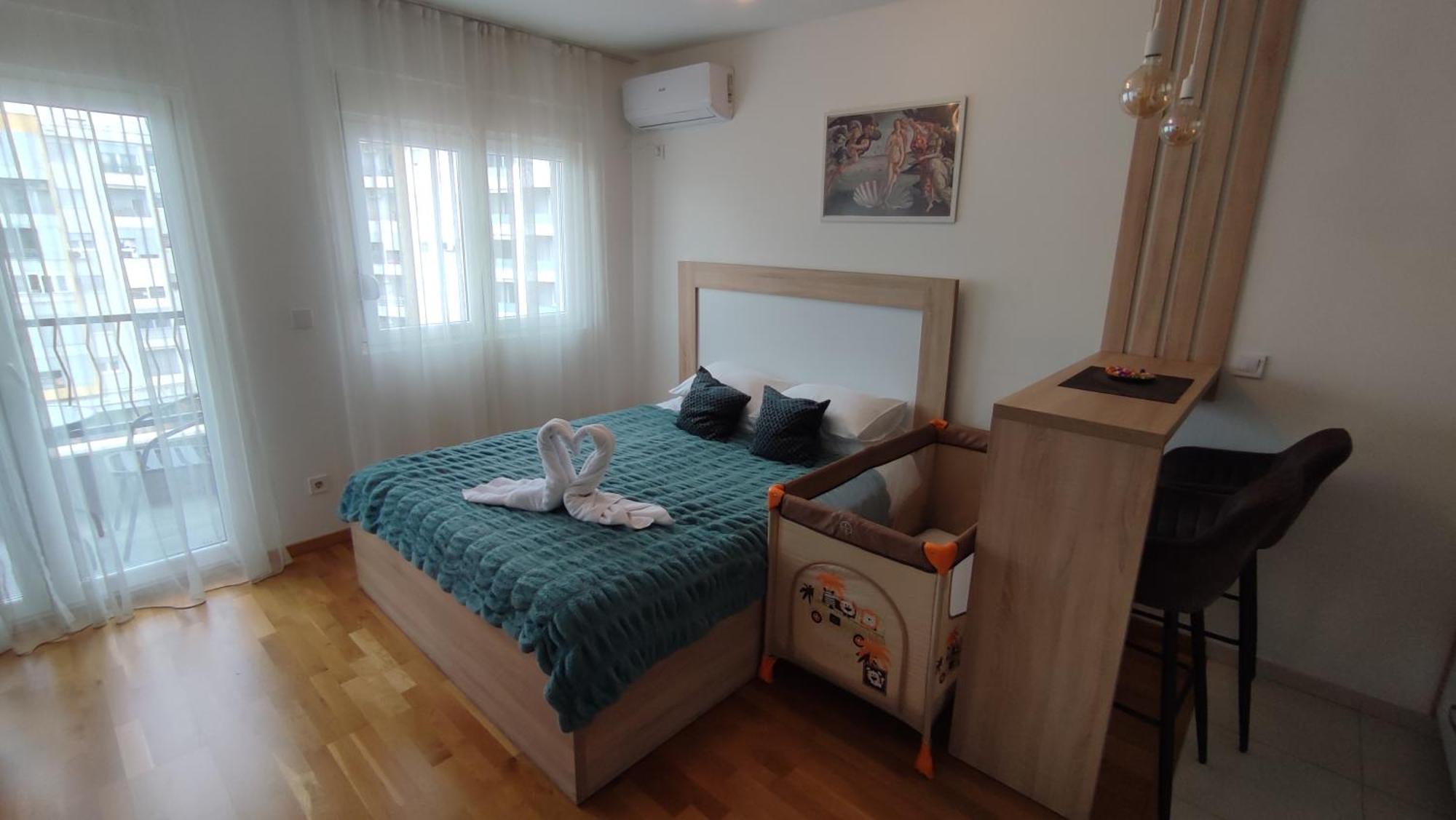 Apartmani Stari Aerodrom Подгорица Экстерьер фото